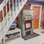 Holiday home Paeivaerinne By Interhome Makisauru